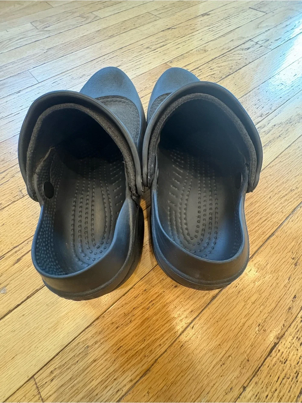 CROCS troika suede brown and Black Slip-On Clogs with Backstrap